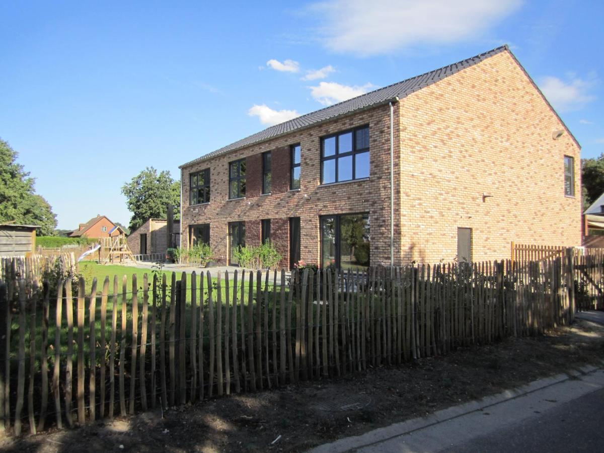 Neerpelt De Hoog Velden 11 아파트 외부 사진